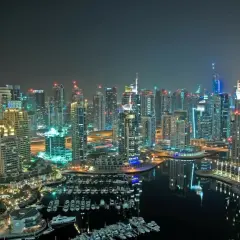 Czy w Dubaju jest bezpiecznie? Odkryj ukryte zagrożenia i zasady