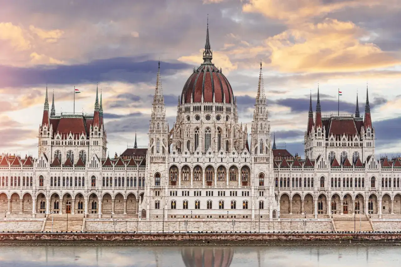 Budapeszt nad Dunajem - Buda, Pest i atrakcje, które warto zobaczyć
