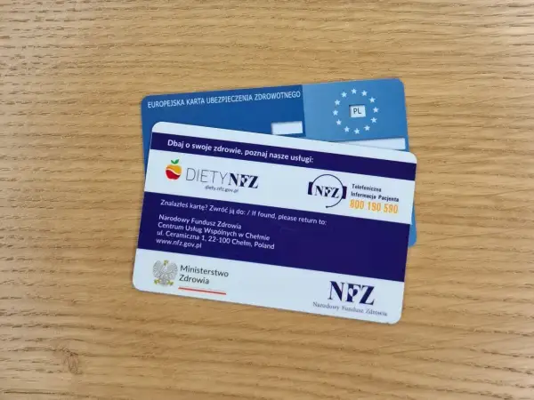 Europejska Karta Ubezpieczenia Zdrowotnego i karta Diety NFZ. Planujesz podróż do Szwajcarii? Pamiętaj o ubezpieczeniu!