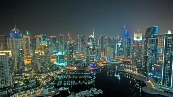 Czy w Dubaju jest bezpiecznie? Odkryj ukryte zagrożenia i zasady